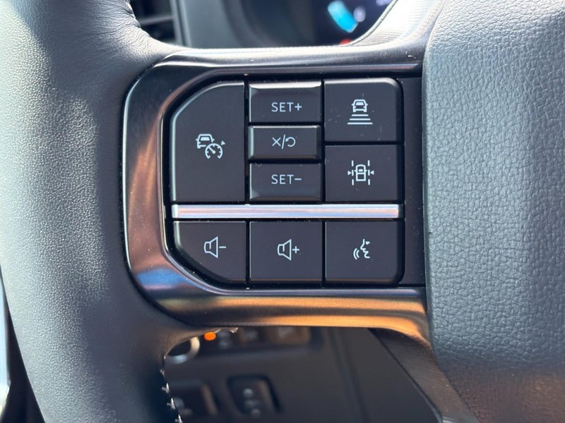 Ford F-150 Vehicle Full-screen Gallery Image 19
