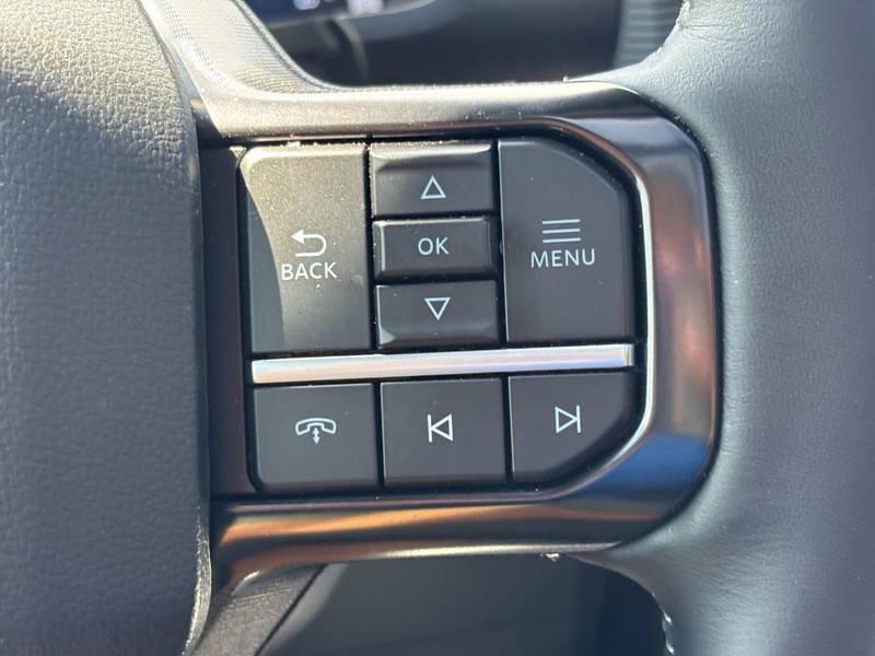 Ford F-150 Vehicle Full-screen Gallery Image 20