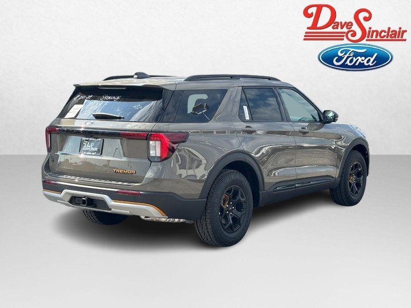 Ford Explorer Vehicle Full-screen Gallery Image 07