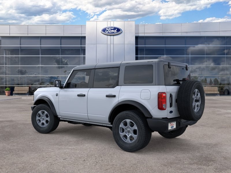 Ford Bronco Vehicle Full-screen Gallery Image 05