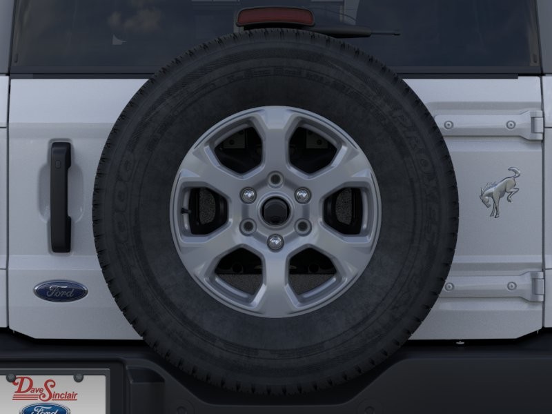 Ford Bronco Vehicle Full-screen Gallery Image 26