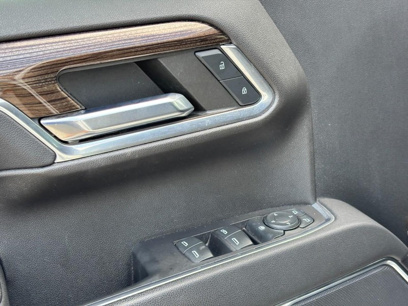 Chevrolet Silverado 1500 Vehicle Image 17