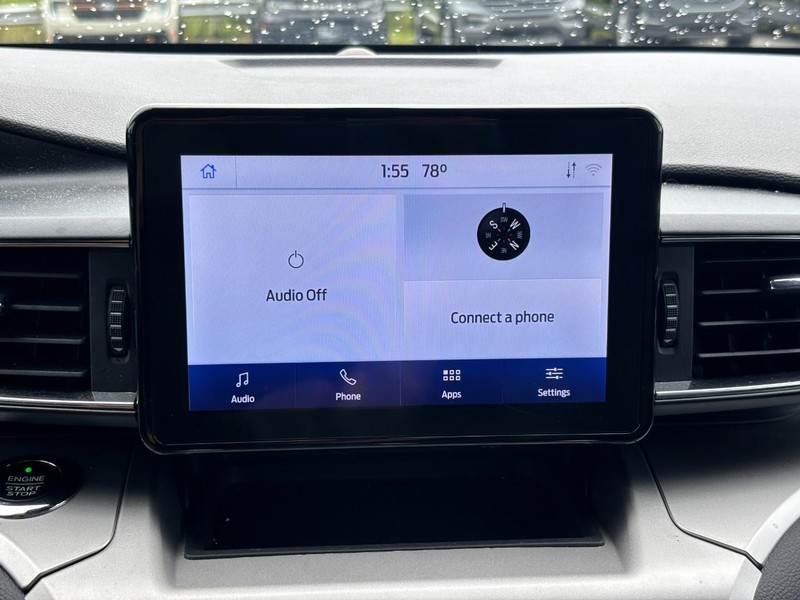 Ford Explorer Vehicle Full-screen Gallery Image 23