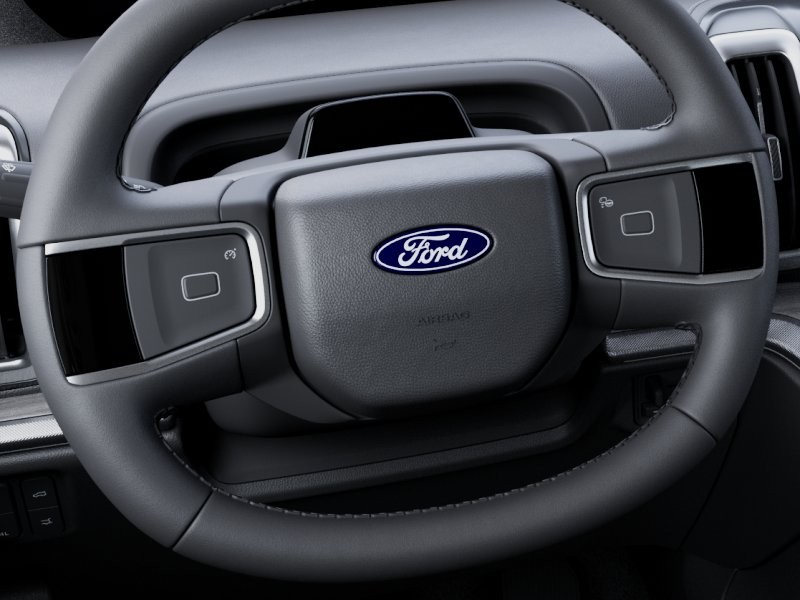Ford Expedition Vehicle Full-screen Gallery Image 14
