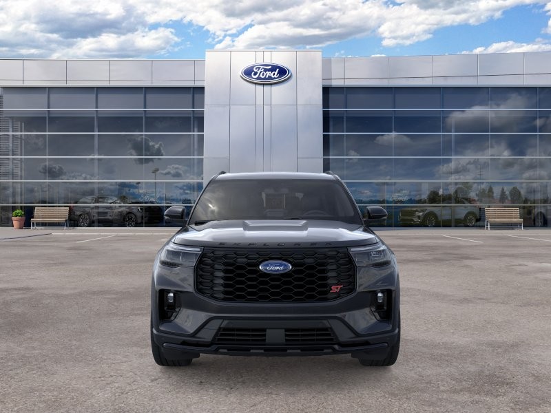 Ford Explorer Vehicle Full-screen Gallery Image 08