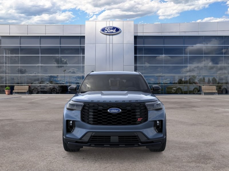 Ford Explorer Vehicle Full-screen Gallery Image 08