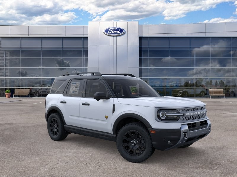 Ford Bronco Sport Vehicle Full-screen Gallery Image 09
