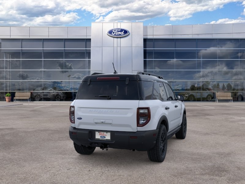 Ford Bronco Sport Vehicle Full-screen Gallery Image 10