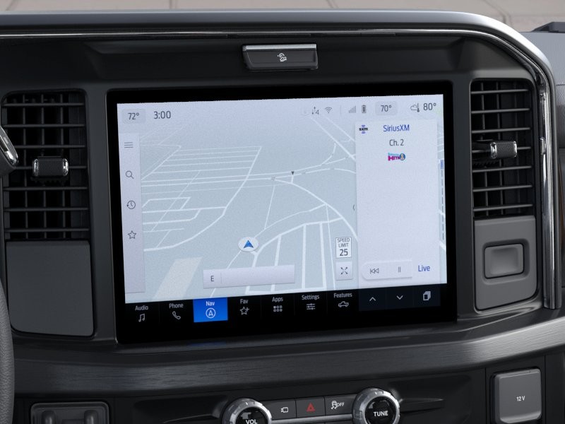 Ford Super Duty F-250 SRW Vehicle Full-screen Gallery Image 16