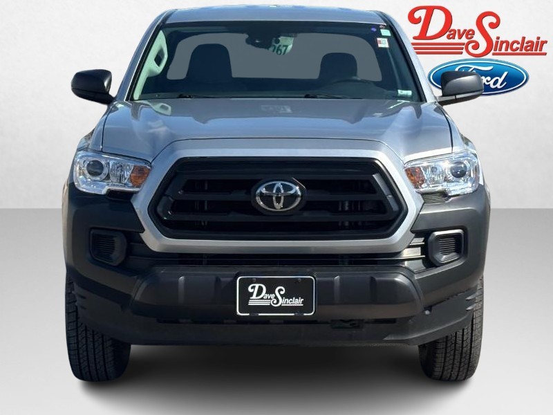 Toyota Tacoma 2WD Vehicle Full-screen Gallery Image 02