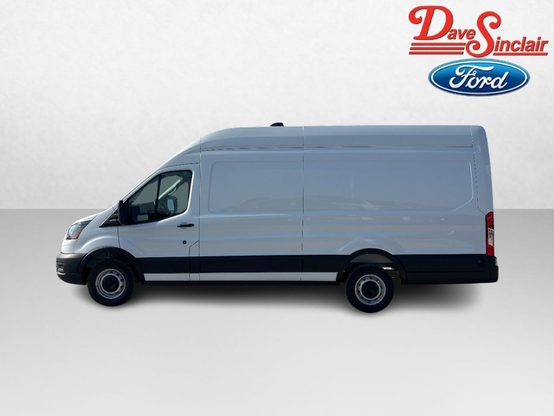 Ford Transit Cargo Van Vehicle Full-screen Gallery Image 10