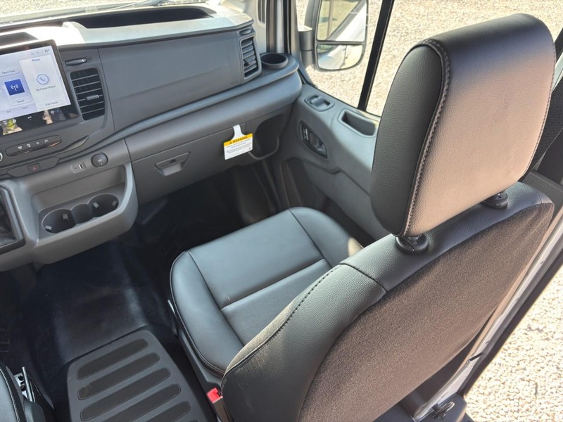 Ford Transit Cargo Van Vehicle Full-screen Gallery Image 16