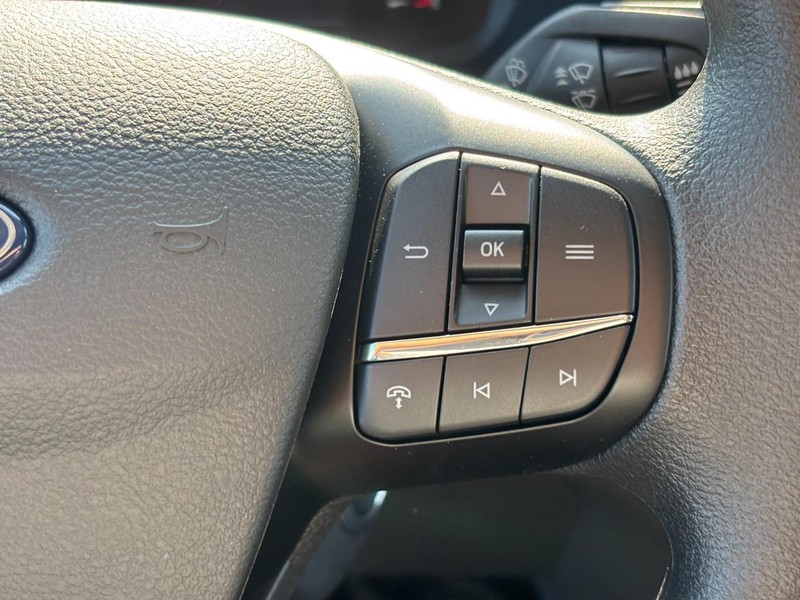 Ford Transit Cargo Van Vehicle Full-screen Gallery Image 20