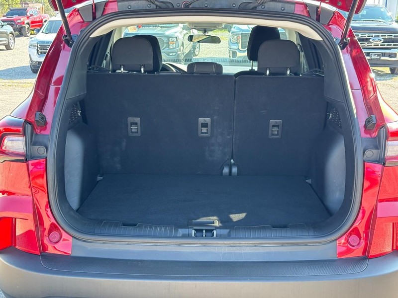 Ford Escape Vehicle Full-screen Gallery Image 11