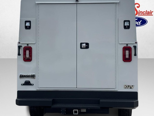 2027 Ford E-Series Cutaway E-350 WB thumbnail image 06