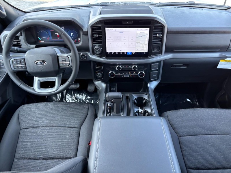 2026 Ford F-150 XLT - Photo 15