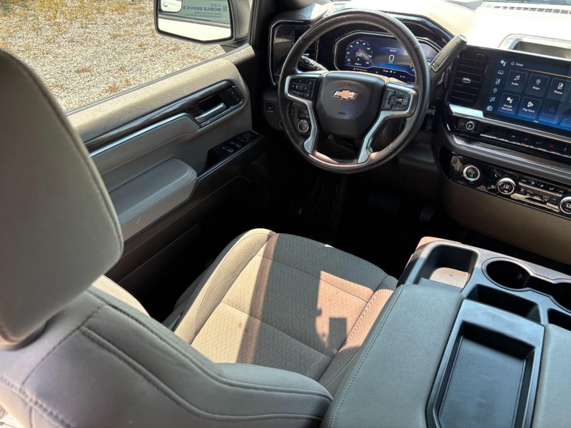 Chevrolet Silverado 1500 Vehicle Image 14