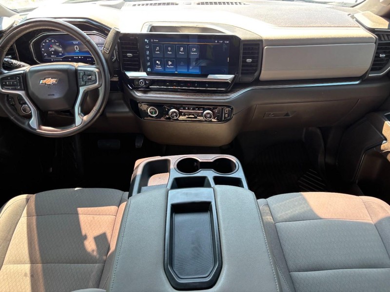 Chevrolet Silverado 1500 Vehicle Image 15