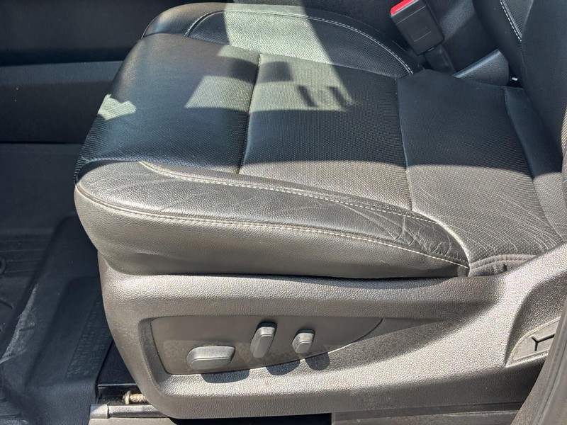 Chevrolet Silverado 1500 Vehicle Image 16