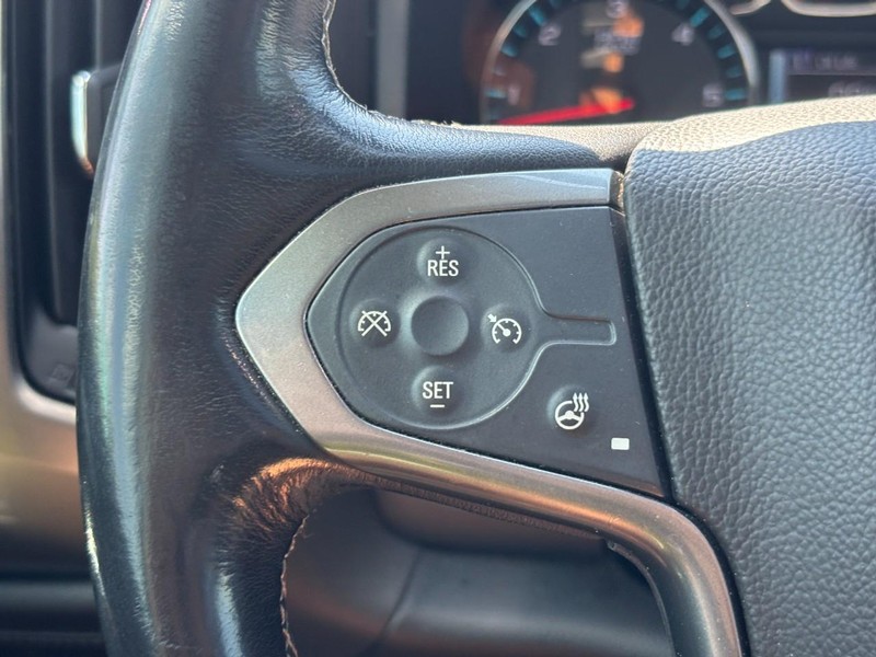Chevrolet Silverado 1500 Vehicle Image 18