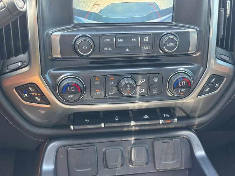 Chevrolet Silverado 1500 Vehicle Image 23