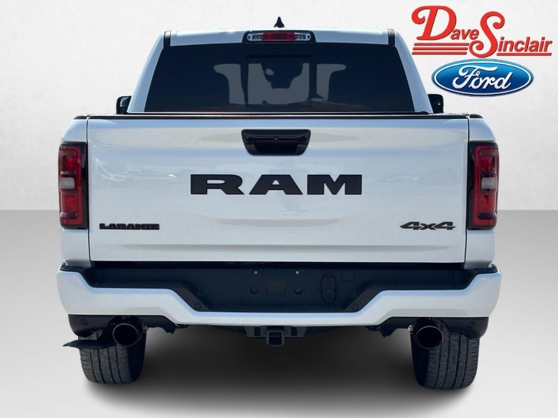 Ram 1500 Vehicle Full-screen Gallery Image 08