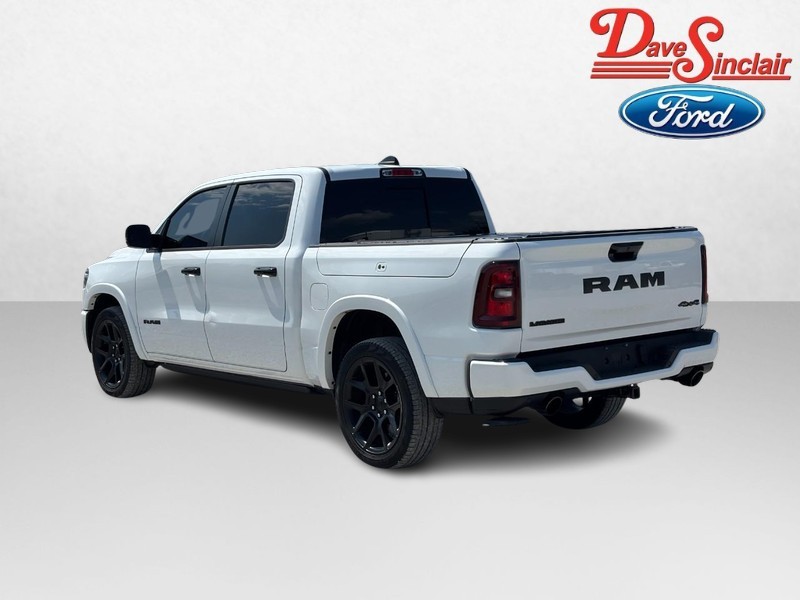 Ram 1500 Vehicle Full-screen Gallery Image 09