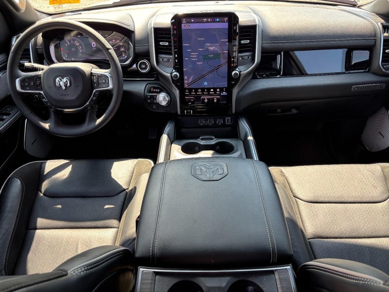 Ram 1500 Vehicle Full-screen Gallery Image 15
