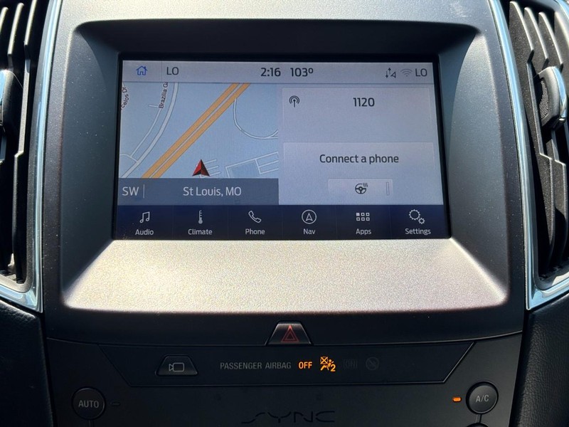 Ford Edge Vehicle Image 22