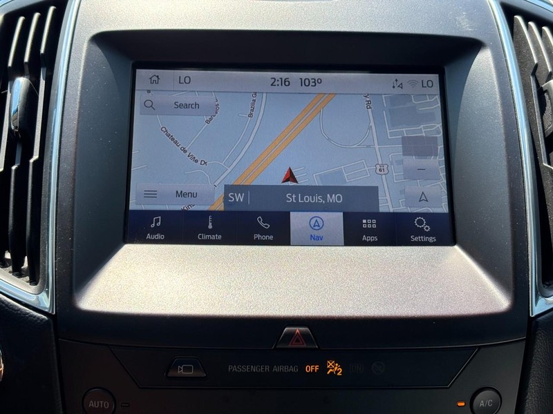 Ford Edge Vehicle Image 23