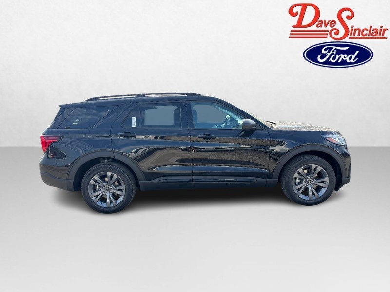 Ford Explorer Vehicle Full-screen Gallery Image 05
