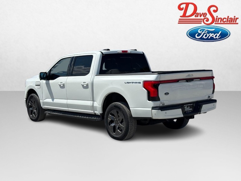 Ford F-150 Lightning Vehicle Full-screen Gallery Image 09