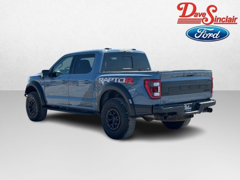 Ford F-150 Vehicle Full-screen Gallery Image 09