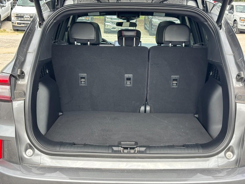 Ford Escape Vehicle Image 11