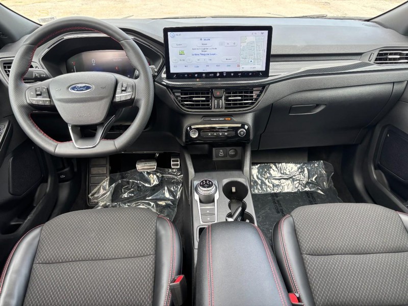 Ford Escape Vehicle Image 15