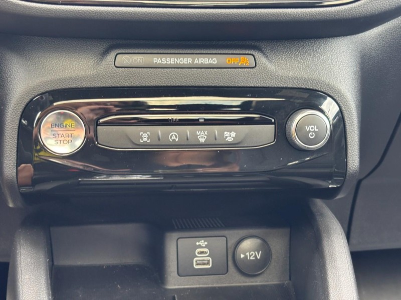 Ford Escape Vehicle Image 25
