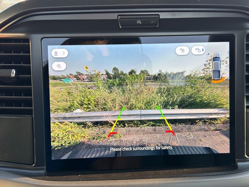 Ford F-150 Vehicle Full-screen Gallery Image 20