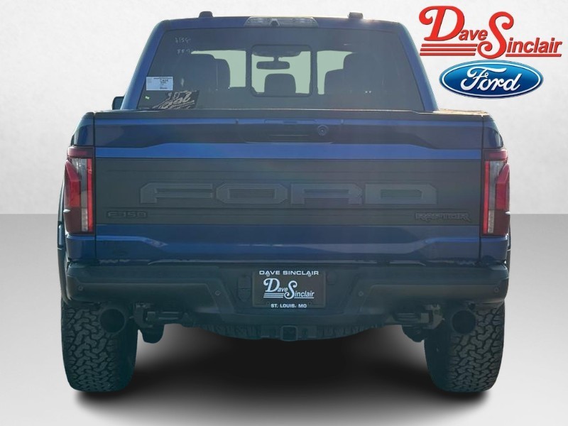 Ford F-150 Vehicle Full-screen Gallery Image 08