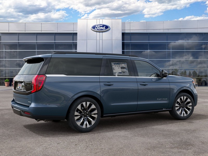 Ford Expedition Max Vehicle Full-screen Gallery Image 08