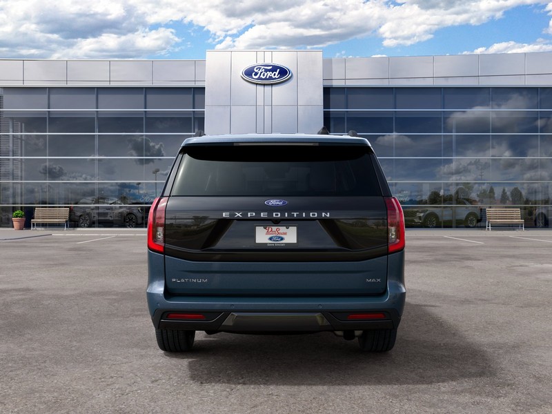 Ford Expedition Max Vehicle Full-screen Gallery Image 09