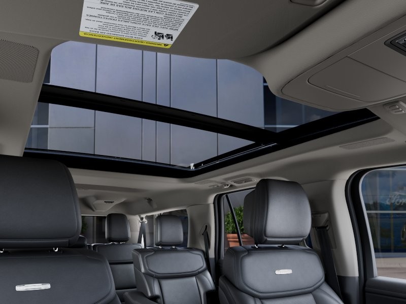 Ford Expedition Max Vehicle Full-screen Gallery Image 24