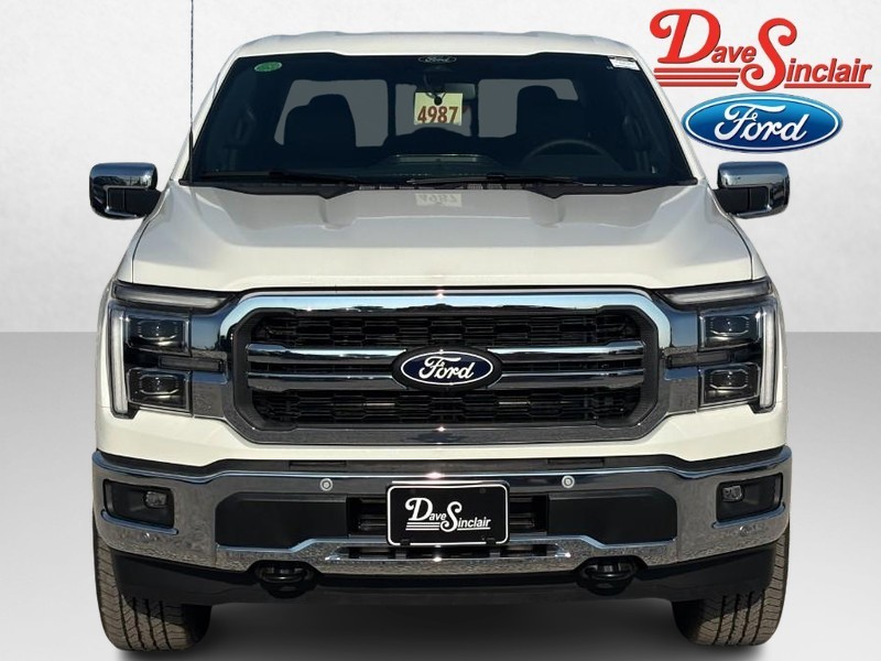 Ford F-150 Vehicle Full-screen Gallery Image 02