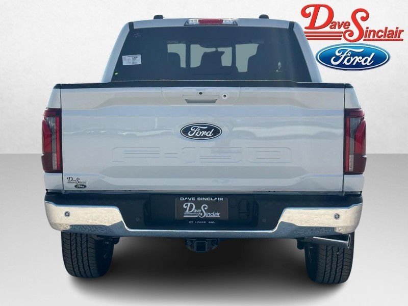 Ford F-150 Vehicle Full-screen Gallery Image 08