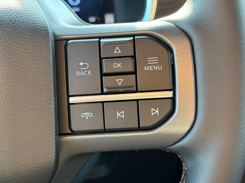 Ford F-150 Vehicle Full-screen Gallery Image 20