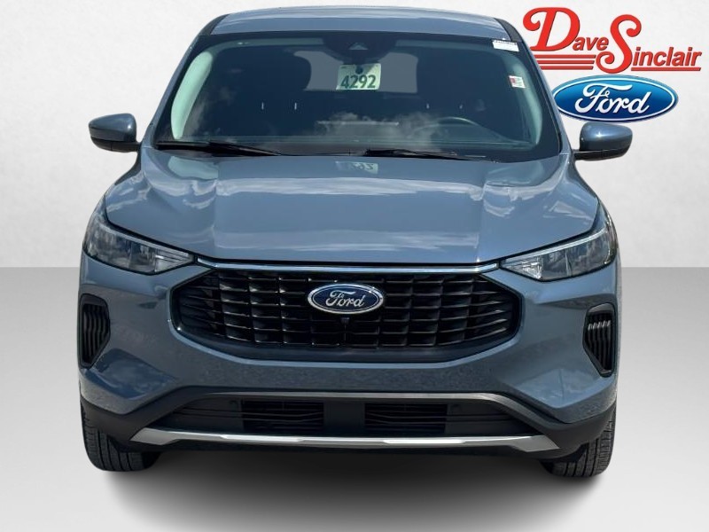 Ford Escape Vehicle Full-screen Gallery Image 02