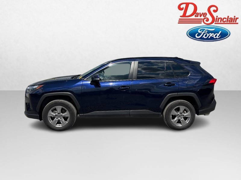 Toyota RAV4 Vehicle Full-screen Gallery Image 10