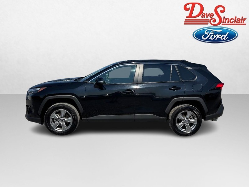 Toyota RAV4 Vehicle Full-screen Gallery Image 10
