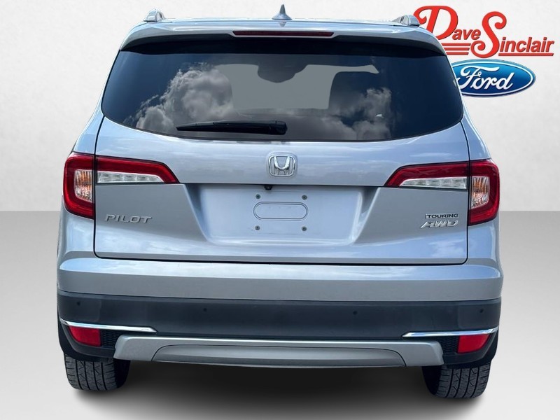 Honda Pilot Vehicle Full-screen Gallery Image 08