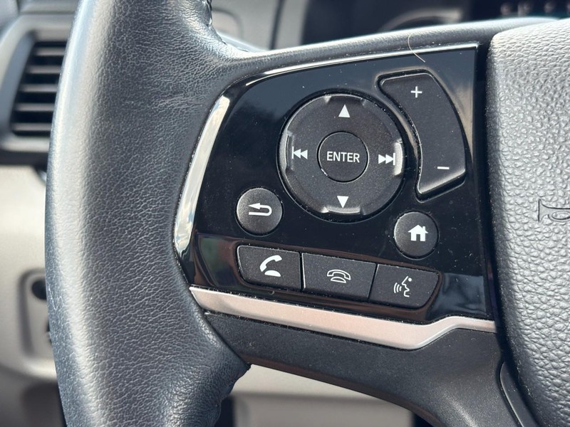 Honda Pilot Vehicle Full-screen Gallery Image 20
