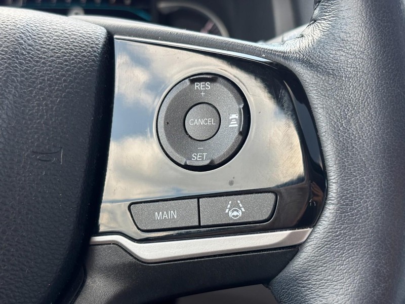 Honda Pilot Vehicle Full-screen Gallery Image 21